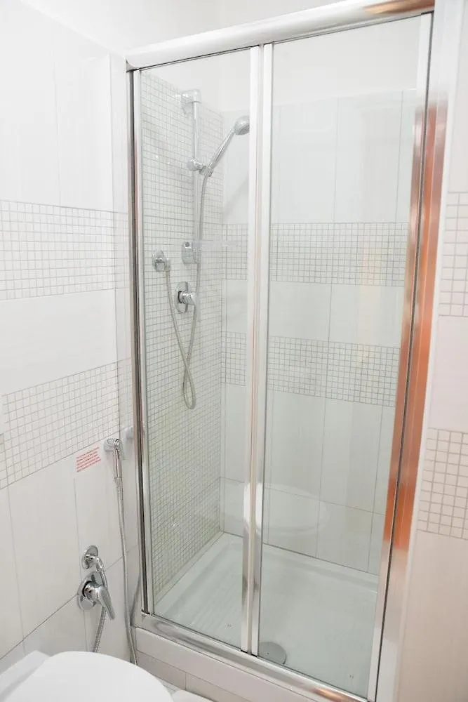 רומא Piumith Guest House איטליה