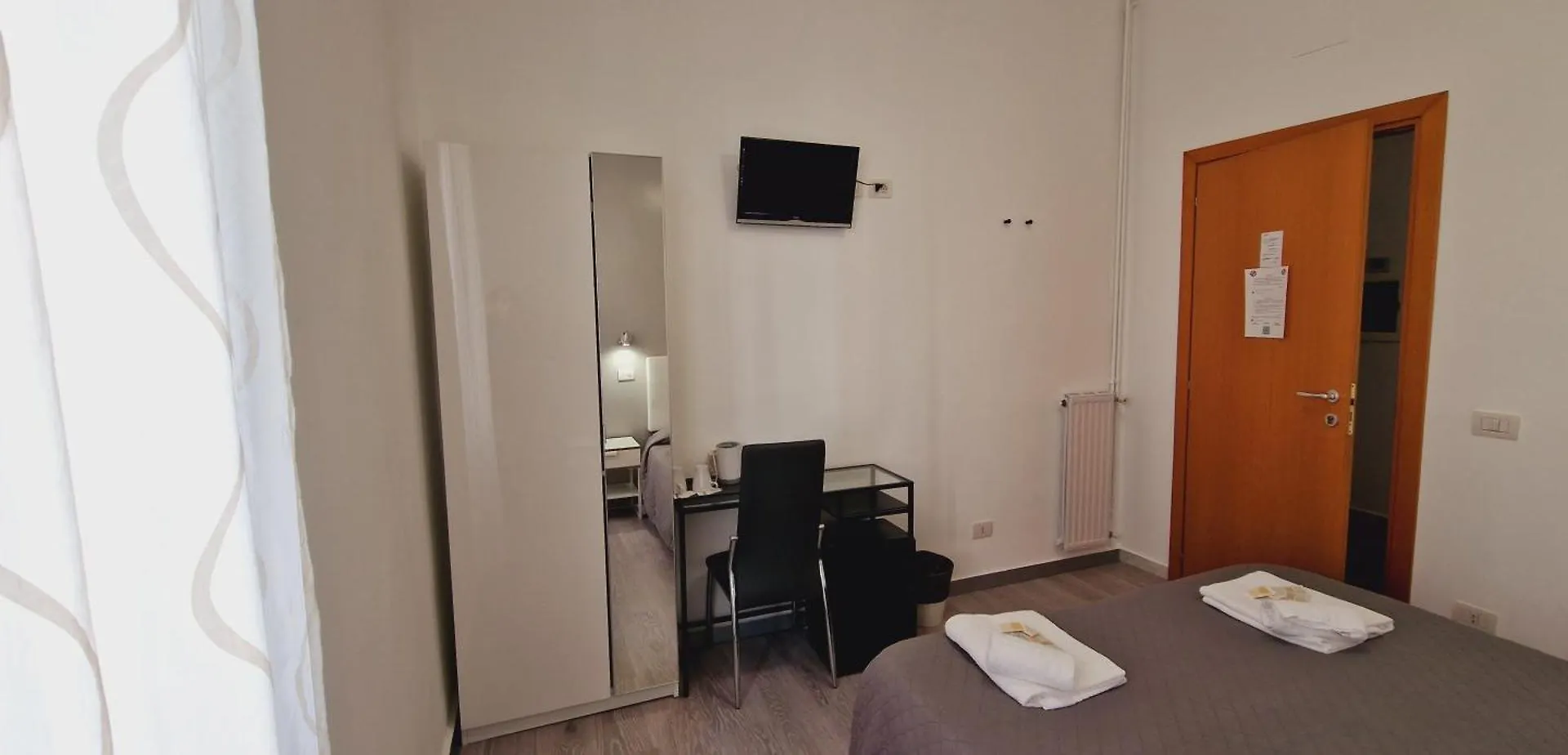 Panzió Piumith Guest House Róma